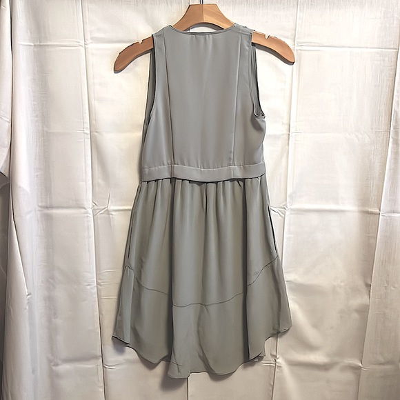 ARITZIA Wilfred Vignette Silk Dress // Size 00 - Picture 2 of 4